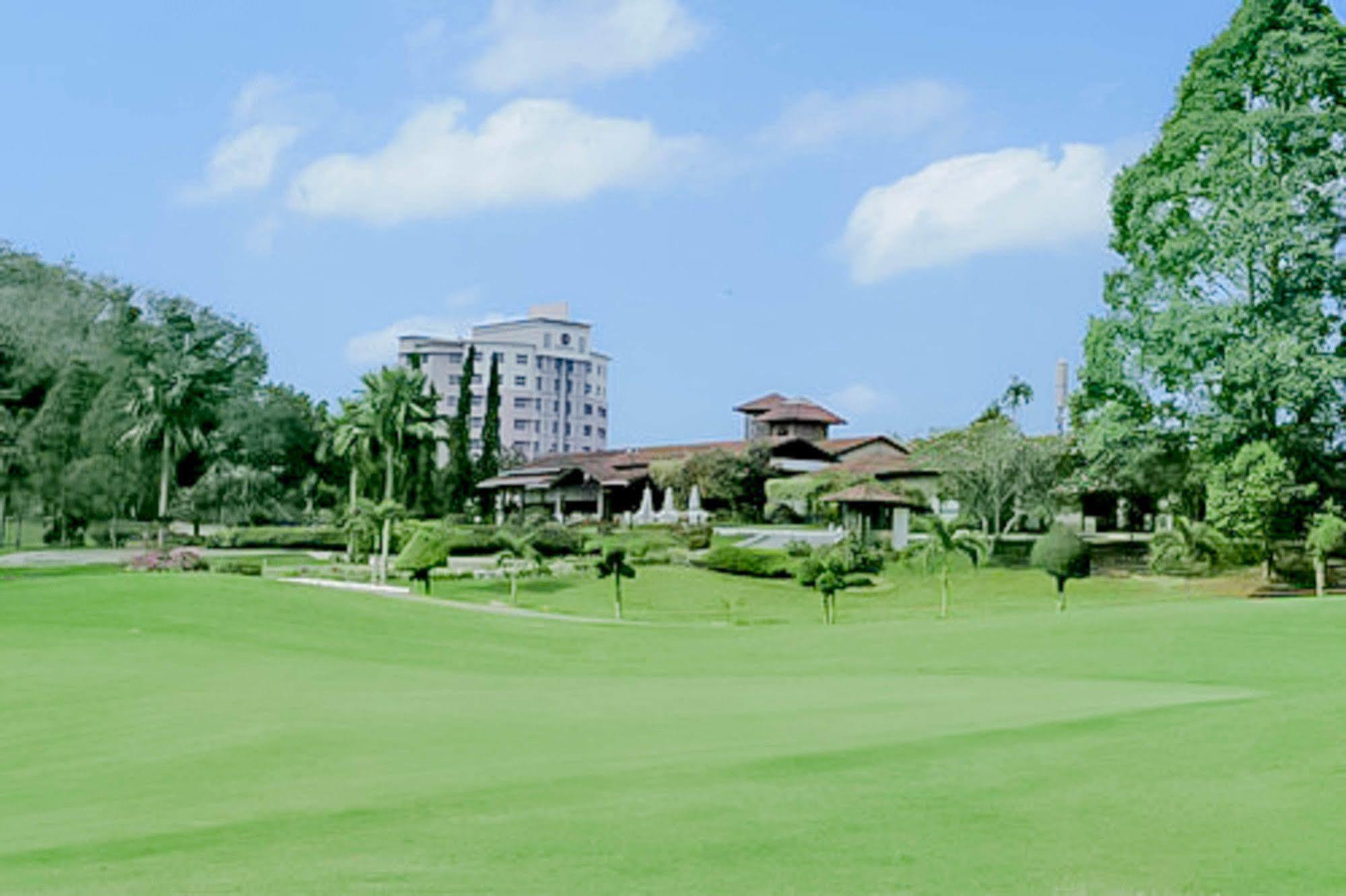 Bdb Darulaman Golf Resort Alor Setar Eksteriør bilde